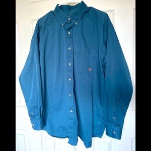 XL Ariat long sleeve button up, worn only once, good condition